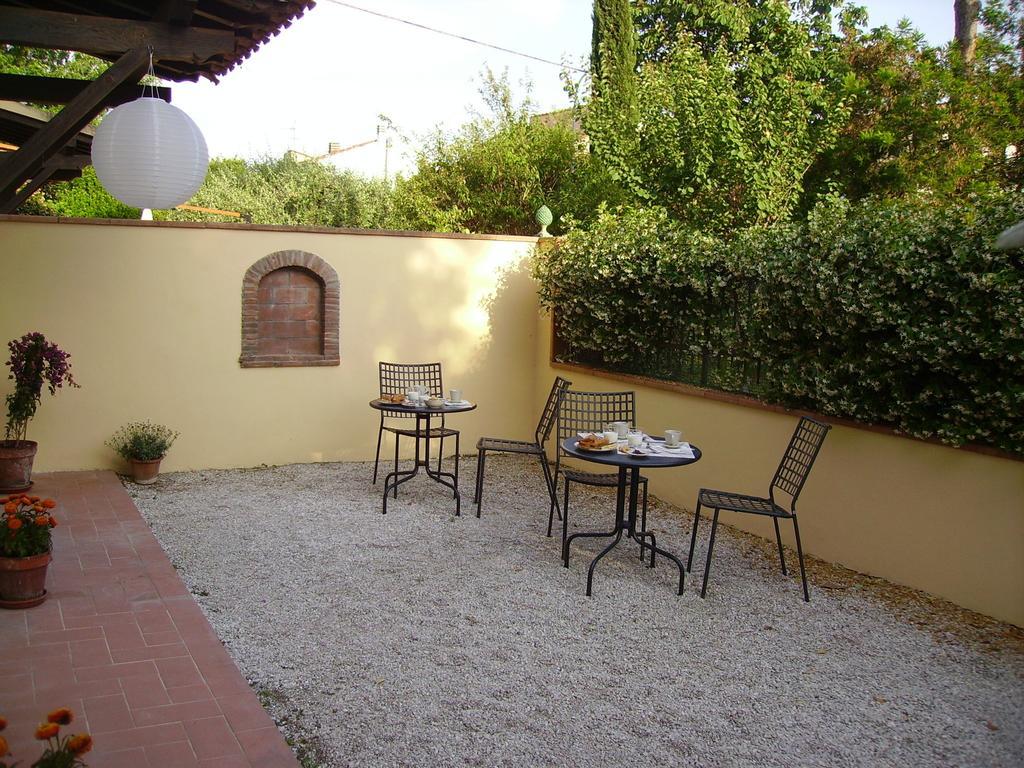 La Voliera Bed & Breakfast 比萨 外观 照片